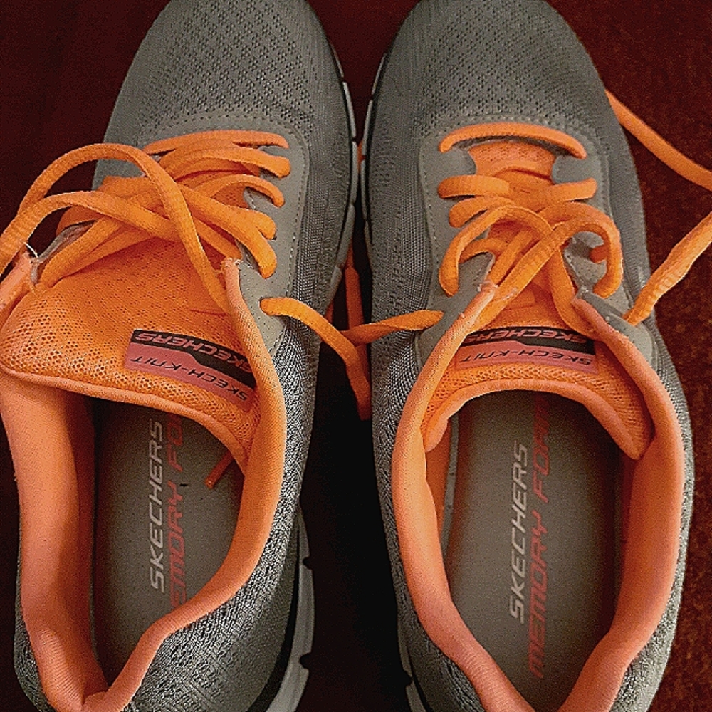 Ladies athletic shoes